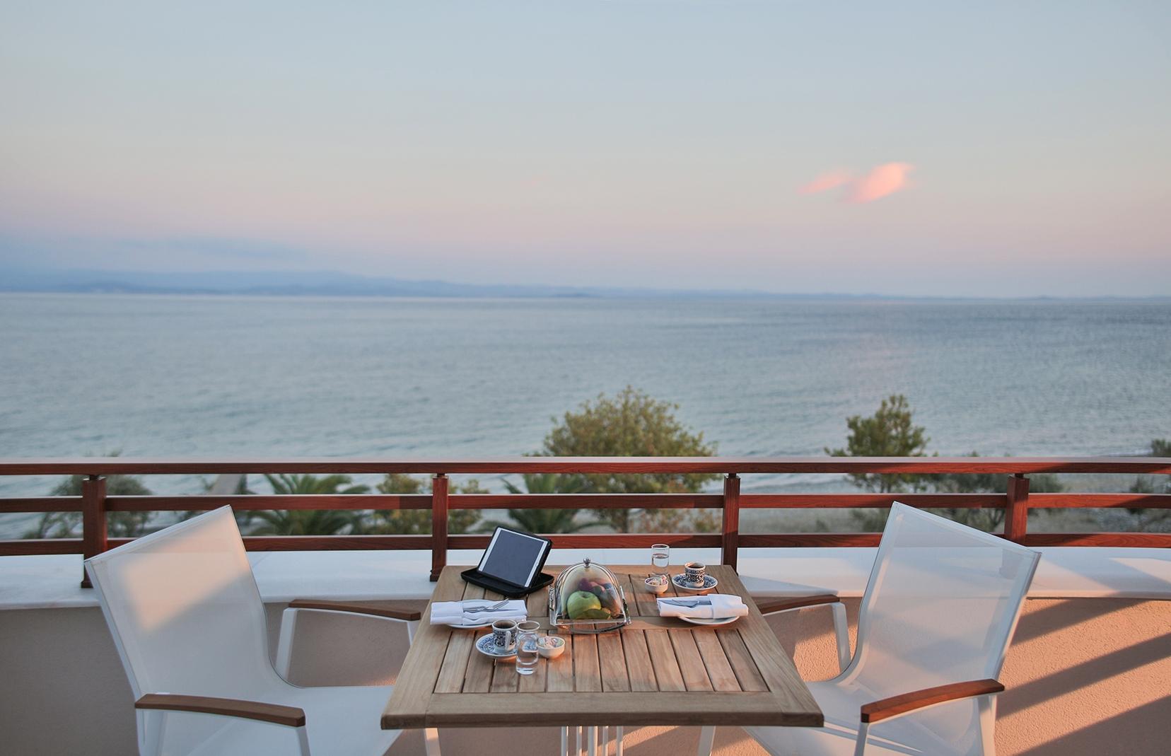Rawda Resort Hotel Altinoluk Exterior photo